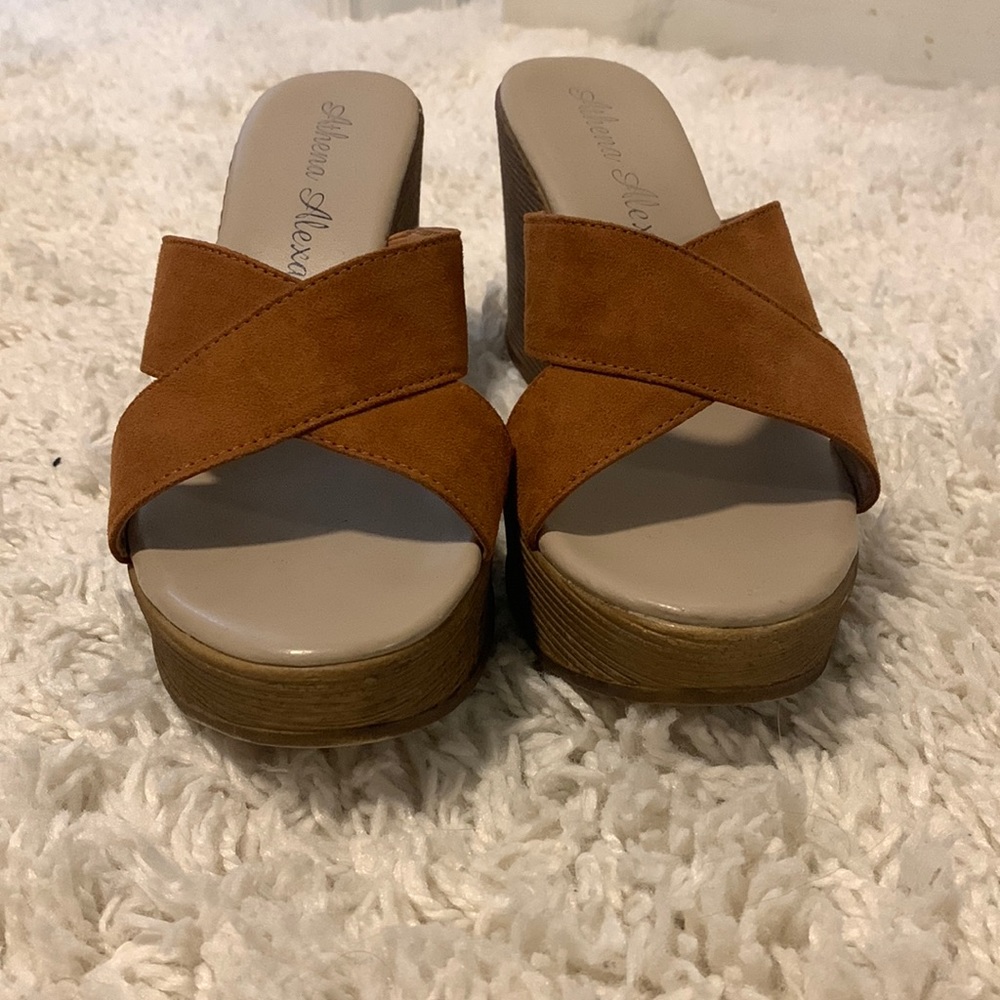 TAN STRAPPY WEDGES